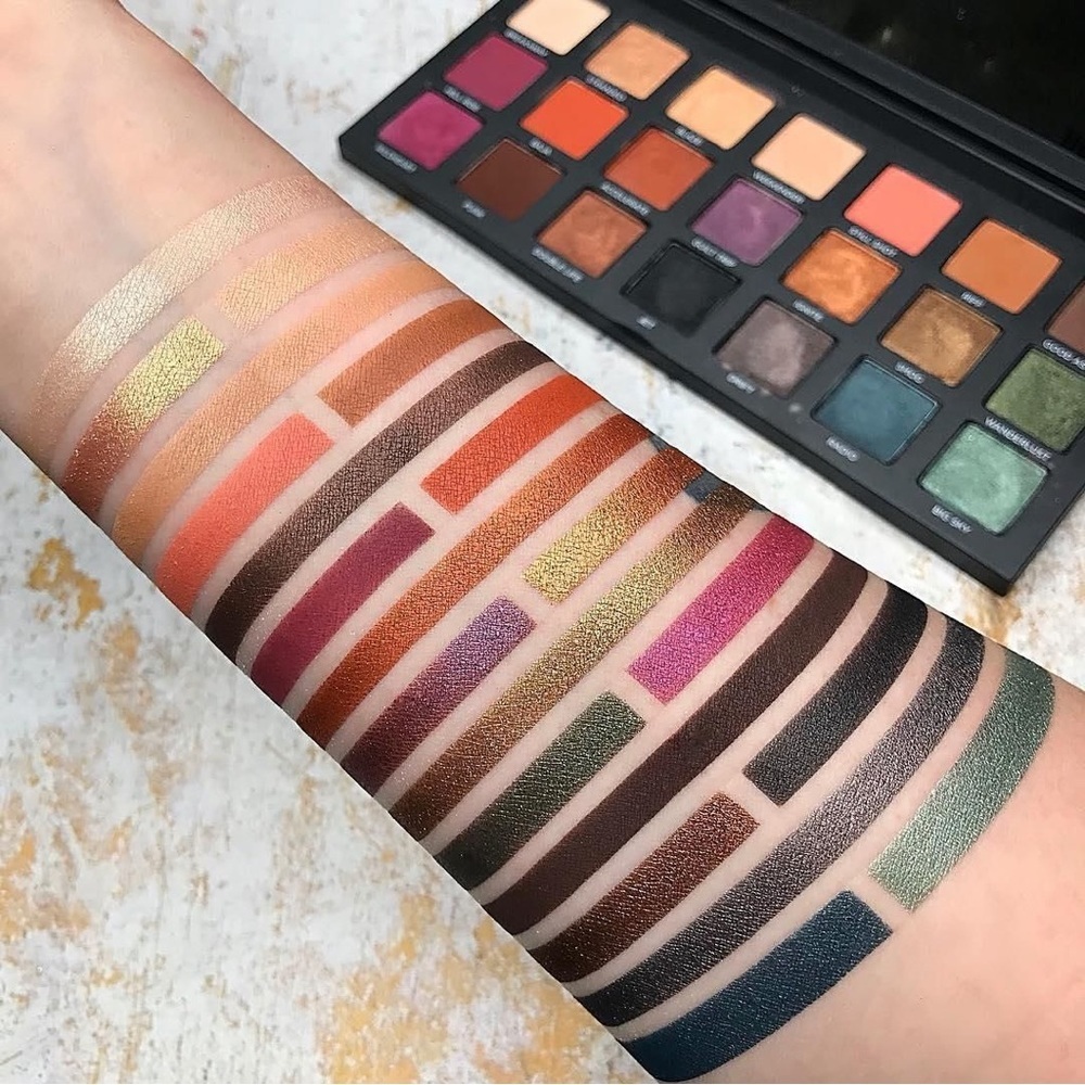 New, in box!! Born To Run Eyeshadow Palette - Picture 3 of 6
